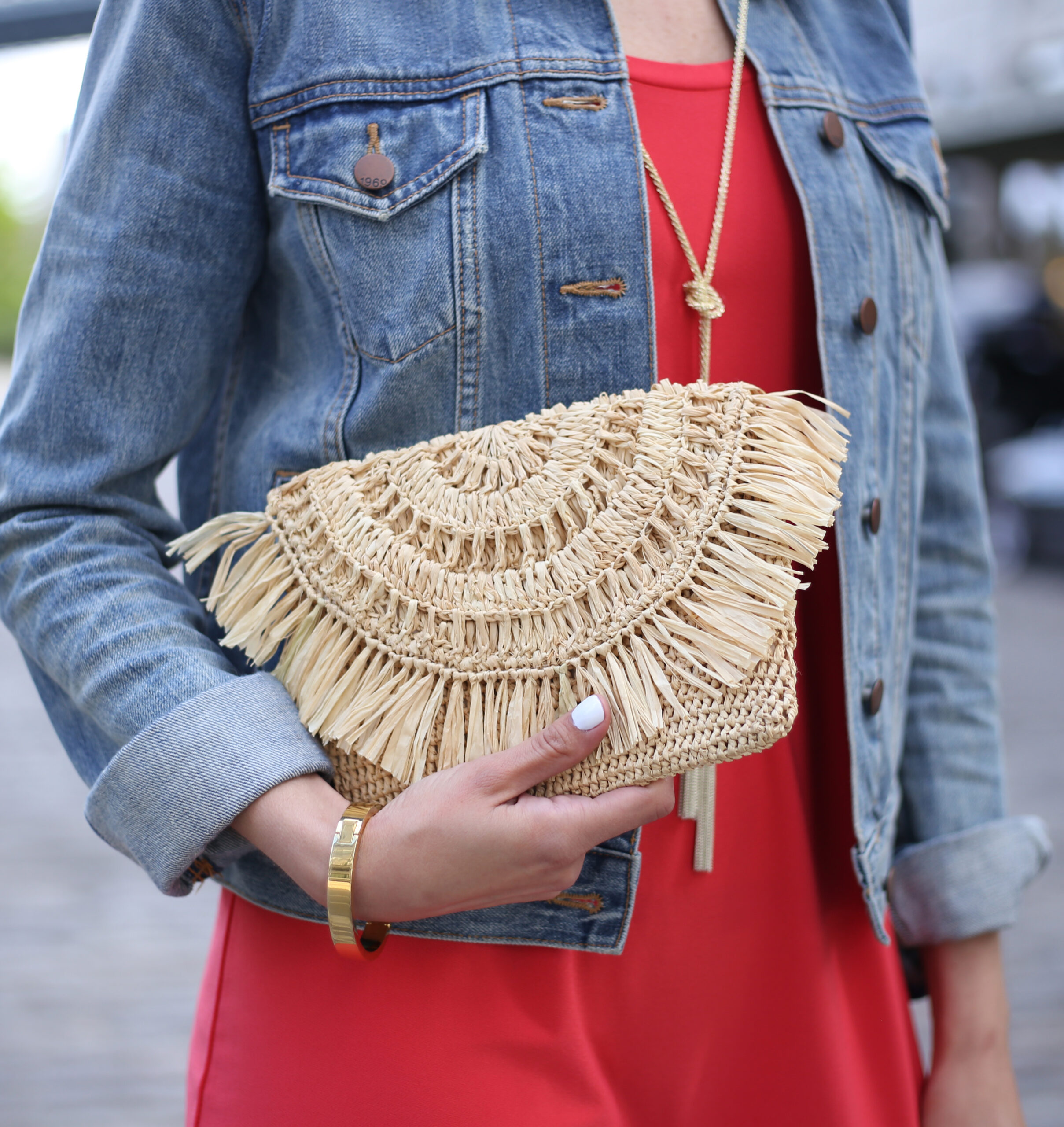 Anna Monteiro blogger of blushing rose style blog weaing straw clutch from Nordstrom