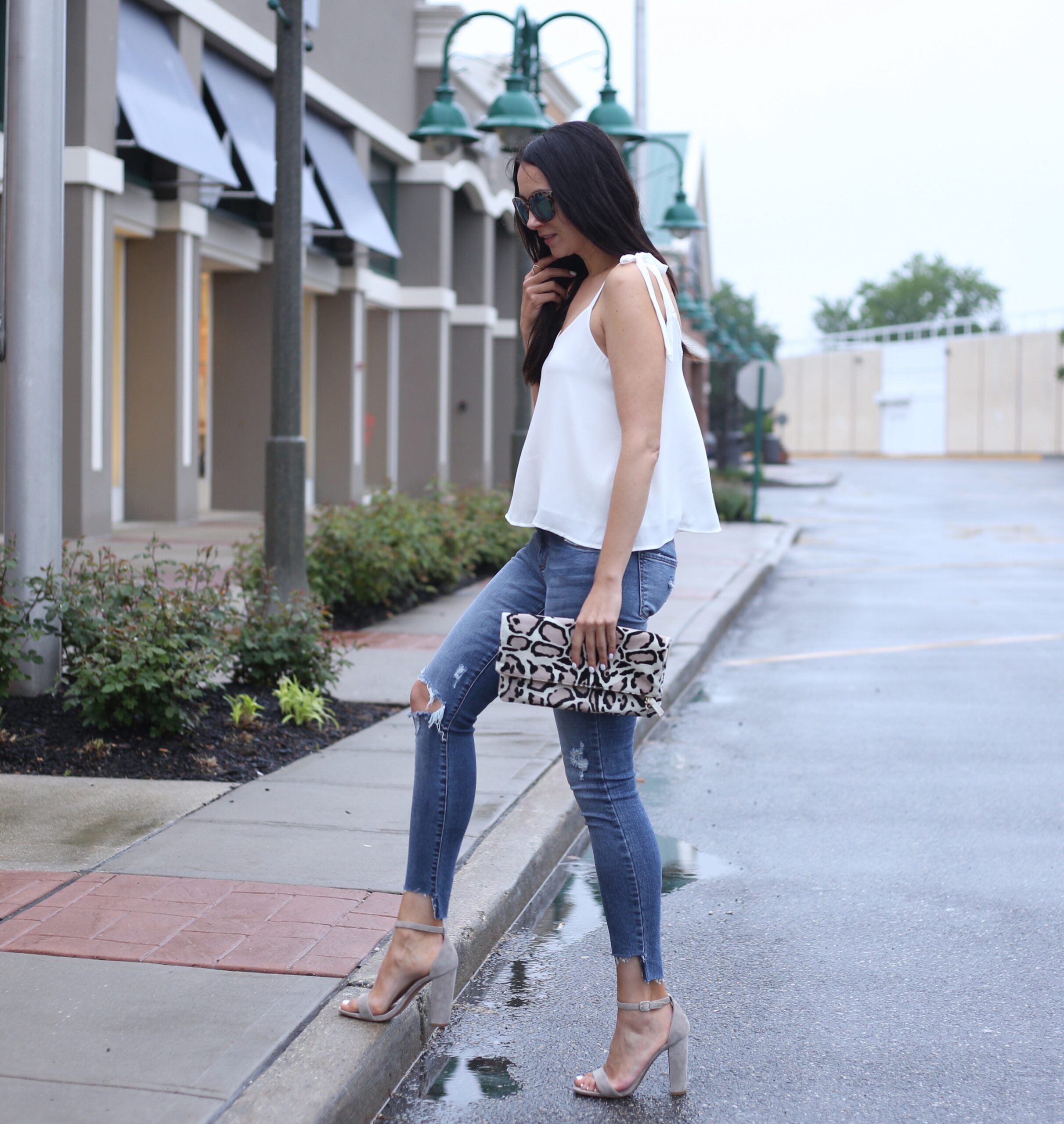 Anna Monteiro of Blushing ROse Style wearing BP skinny jeans from Nordstrom