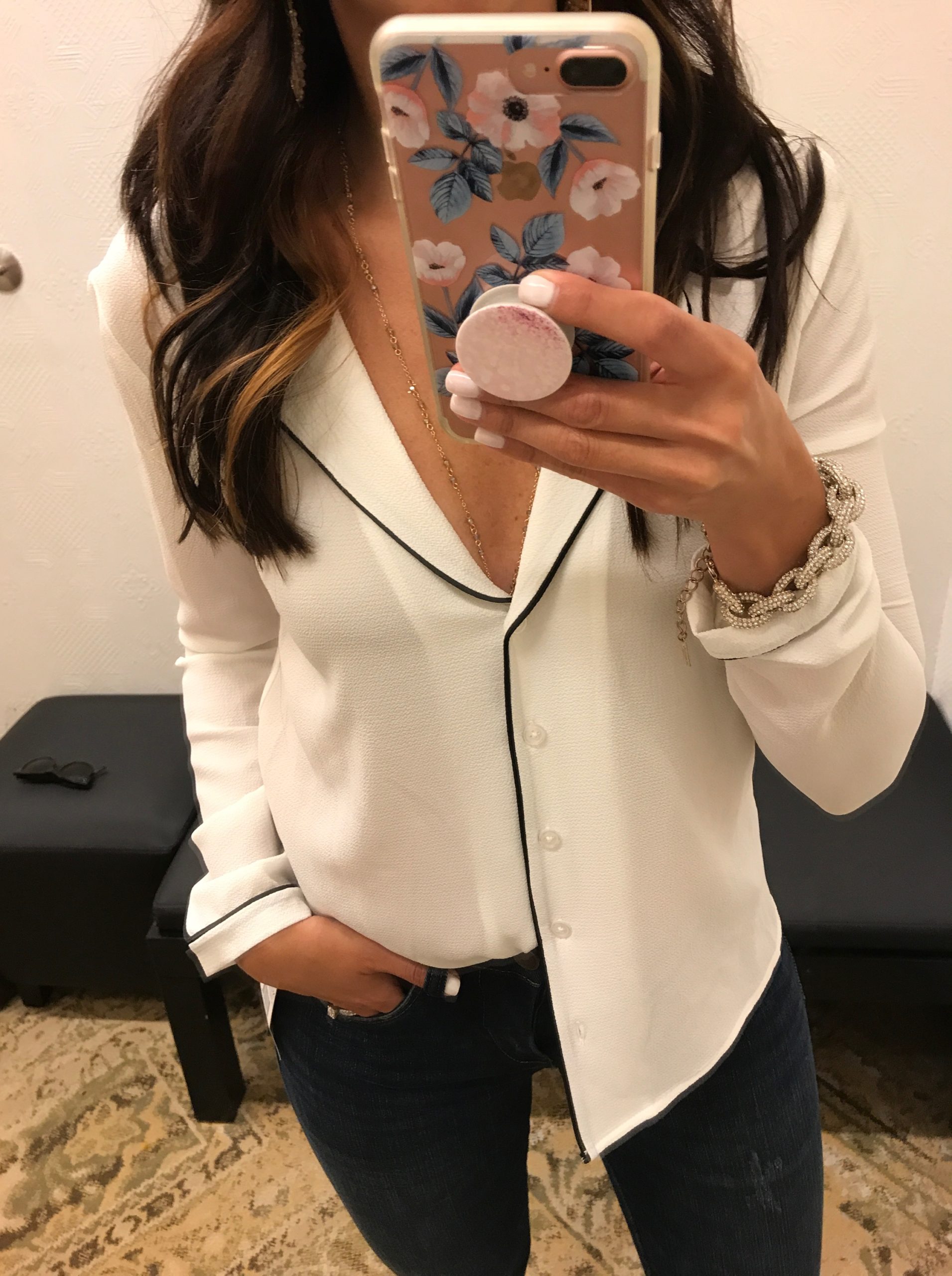 Anna Monteiro of blushing rose style blog wearing nsale back in stock wayf pajama blouse from the Nordstrom anniversary sale 2017