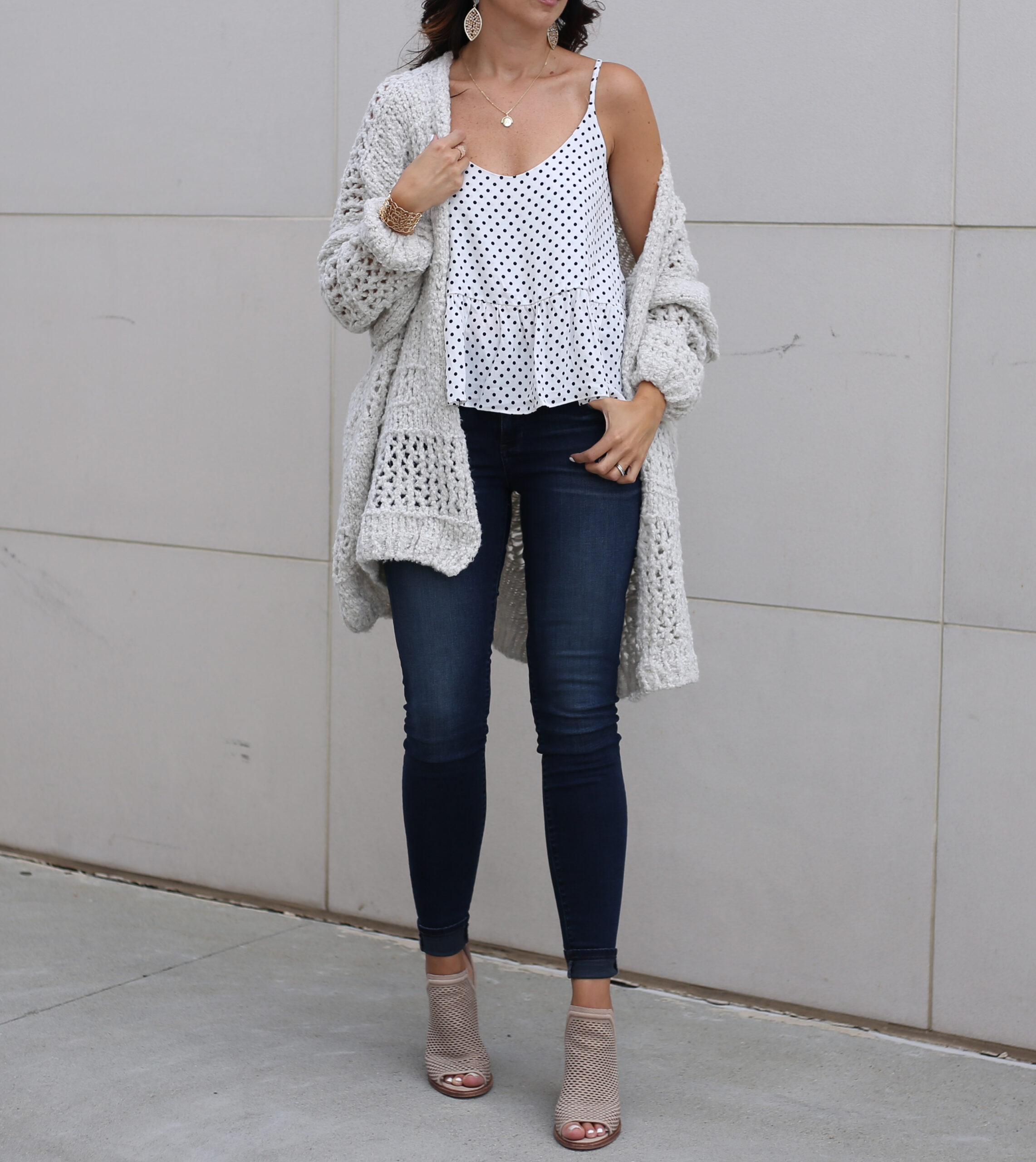 fashion blogger Anna Monteiro of blushing rose style fashion blog wearing perfect fall cardigans and KUT from the Kloth skinny jeans from Nordstrom