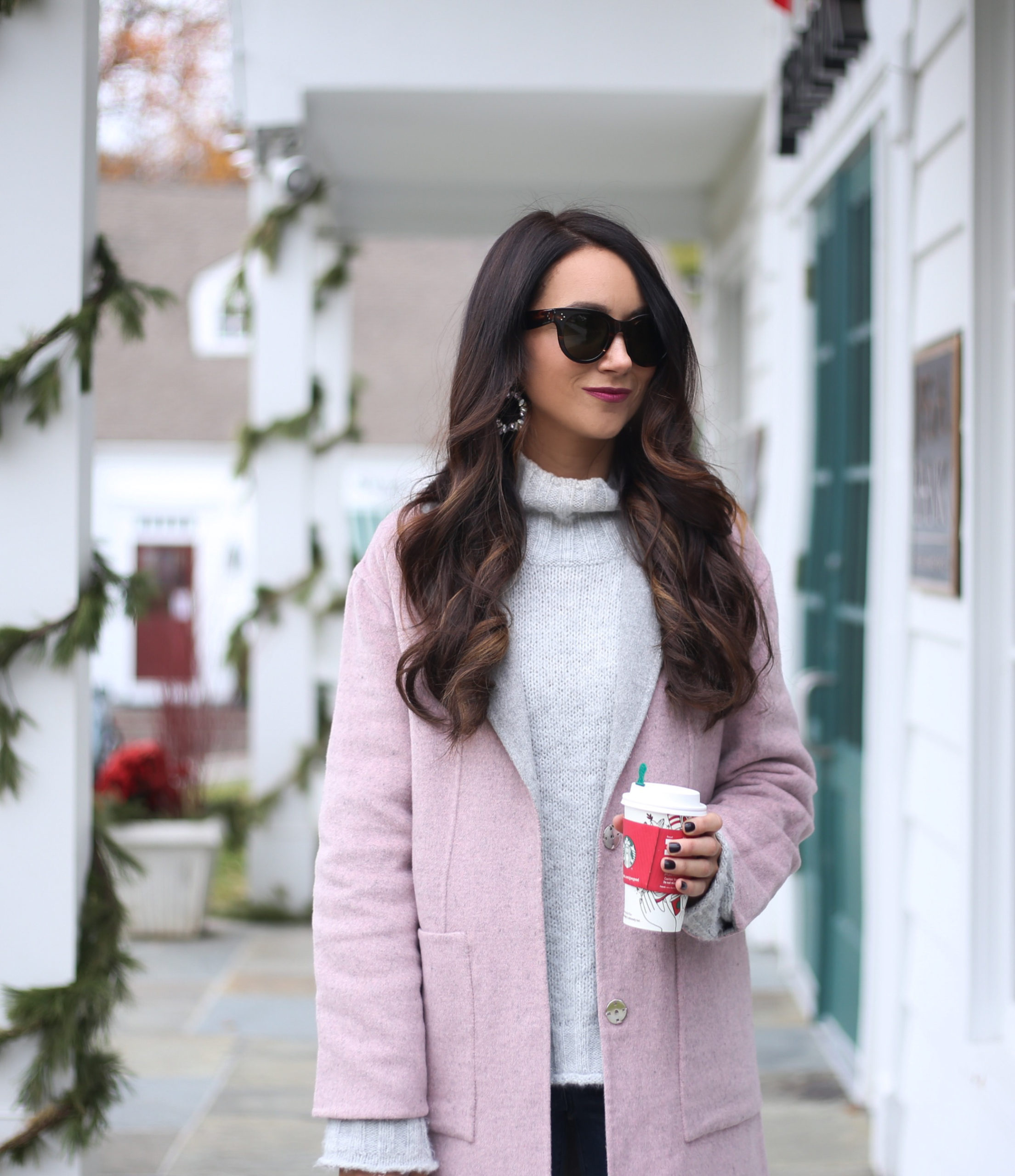 fashion blogger anna monteiro of blushing rose style wearing pink and grey color combo to try, pink and grey winter coat and grey mock neck sweter