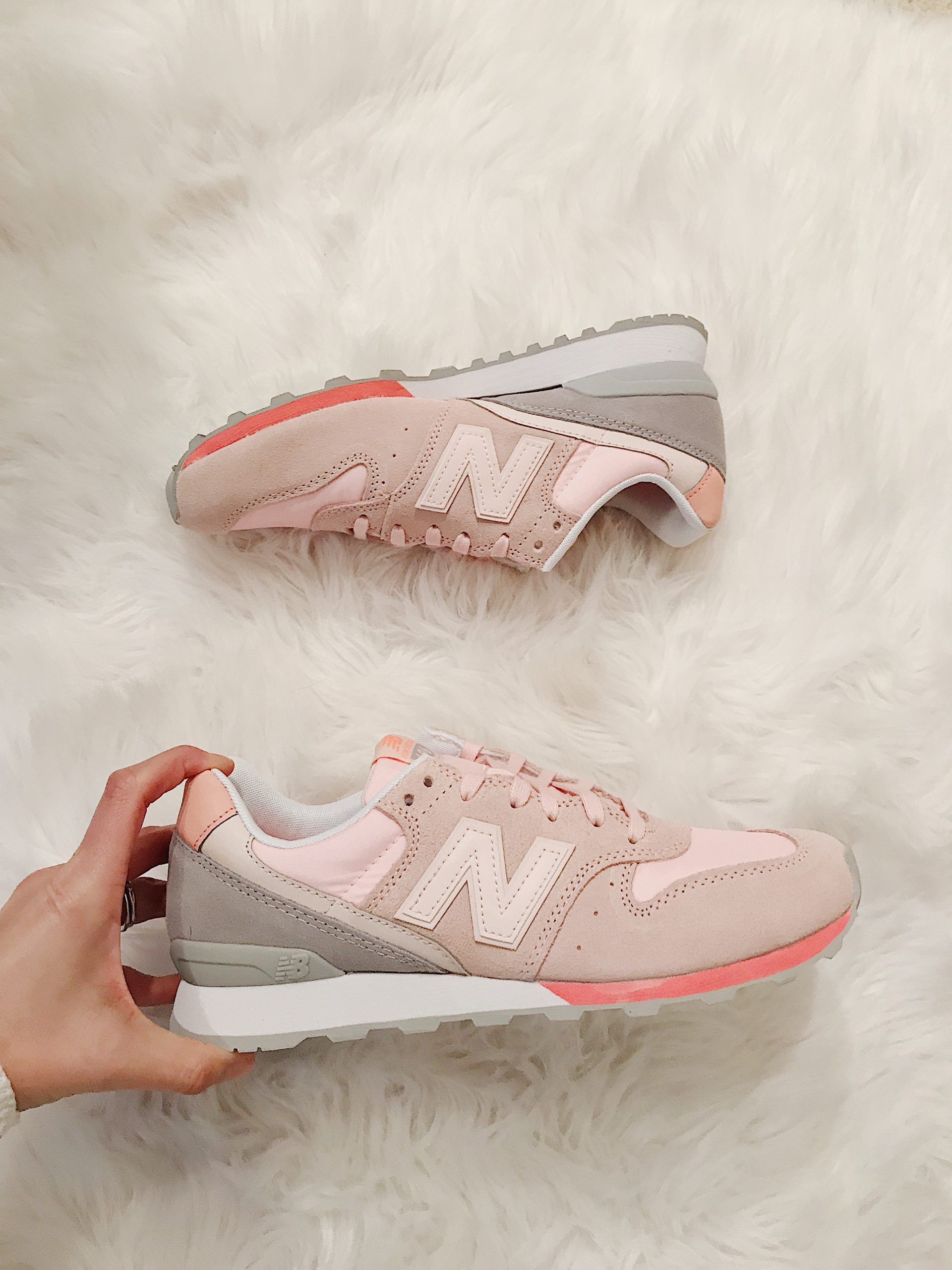 athleisure, new balance 696 sneakers, blush sneakers