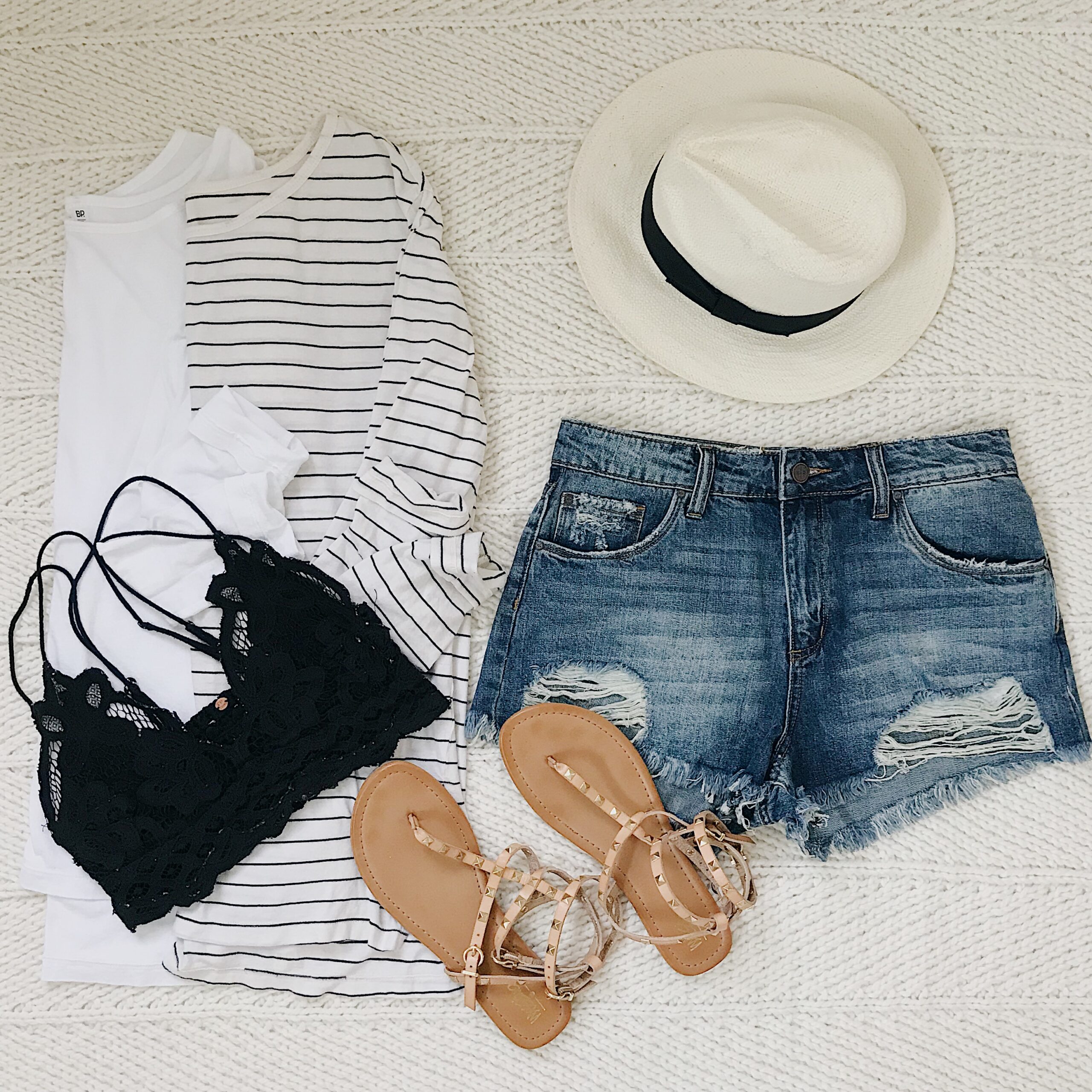 spring outfit inspiration, denim shorts, striped tee