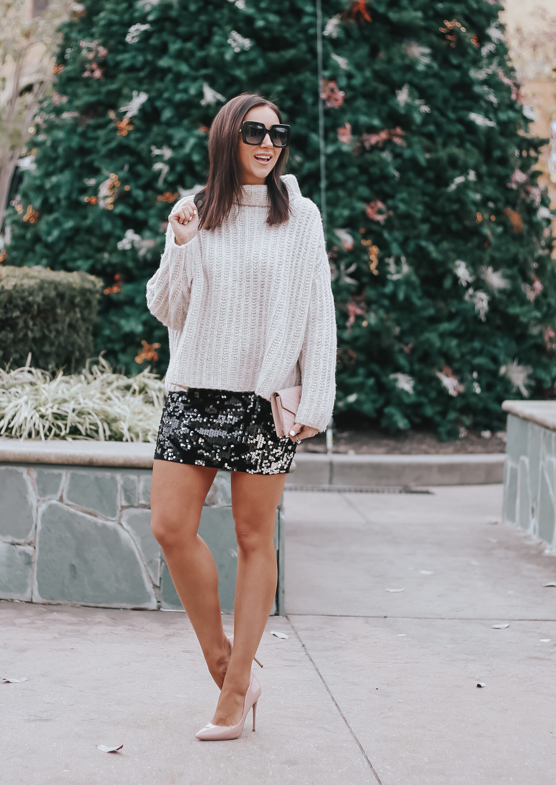 how to style short sequin skirt for the holidays, sequin mini skirt and chunky sweater outfit