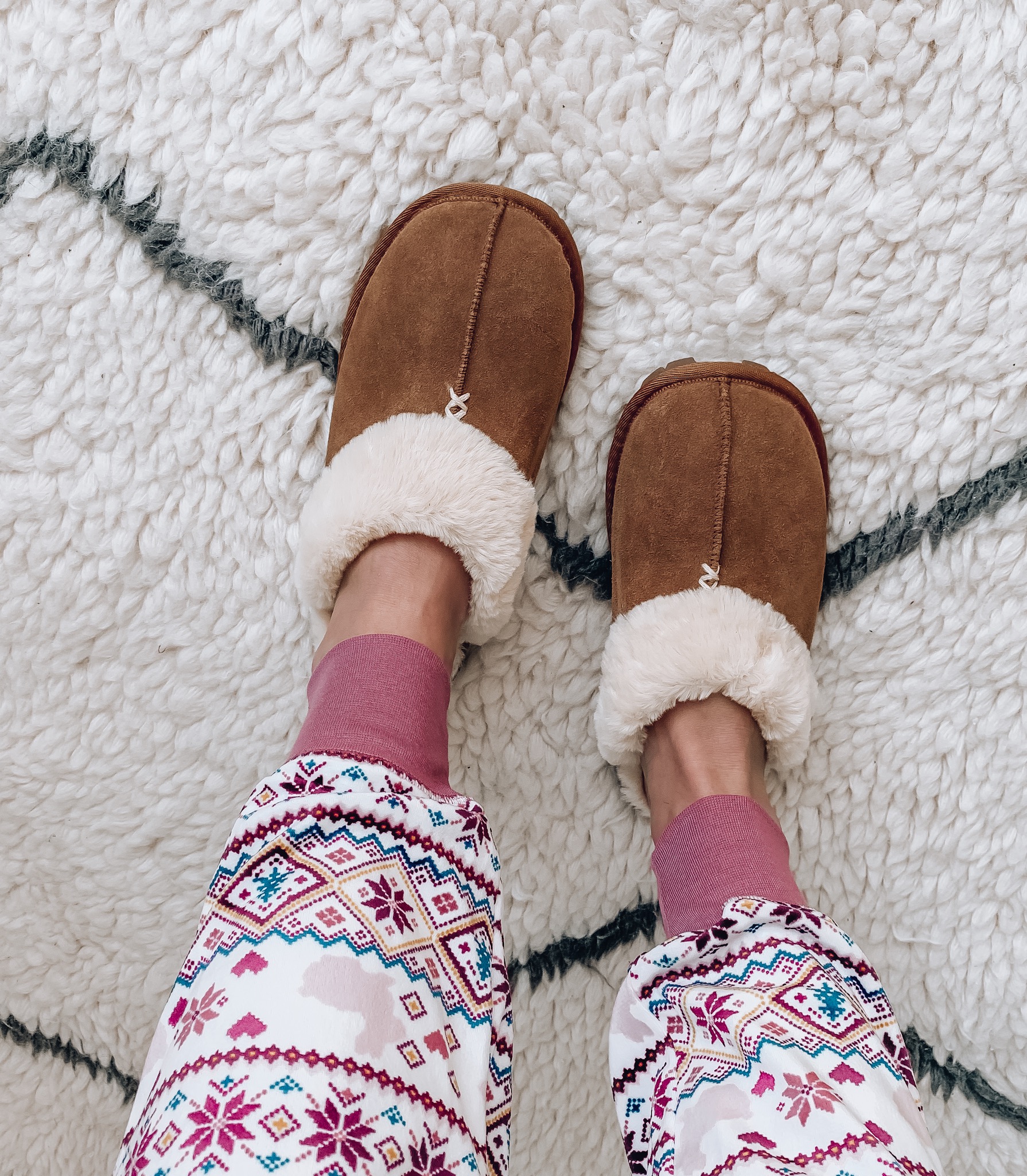 Slippers, Ugg dupe slippers