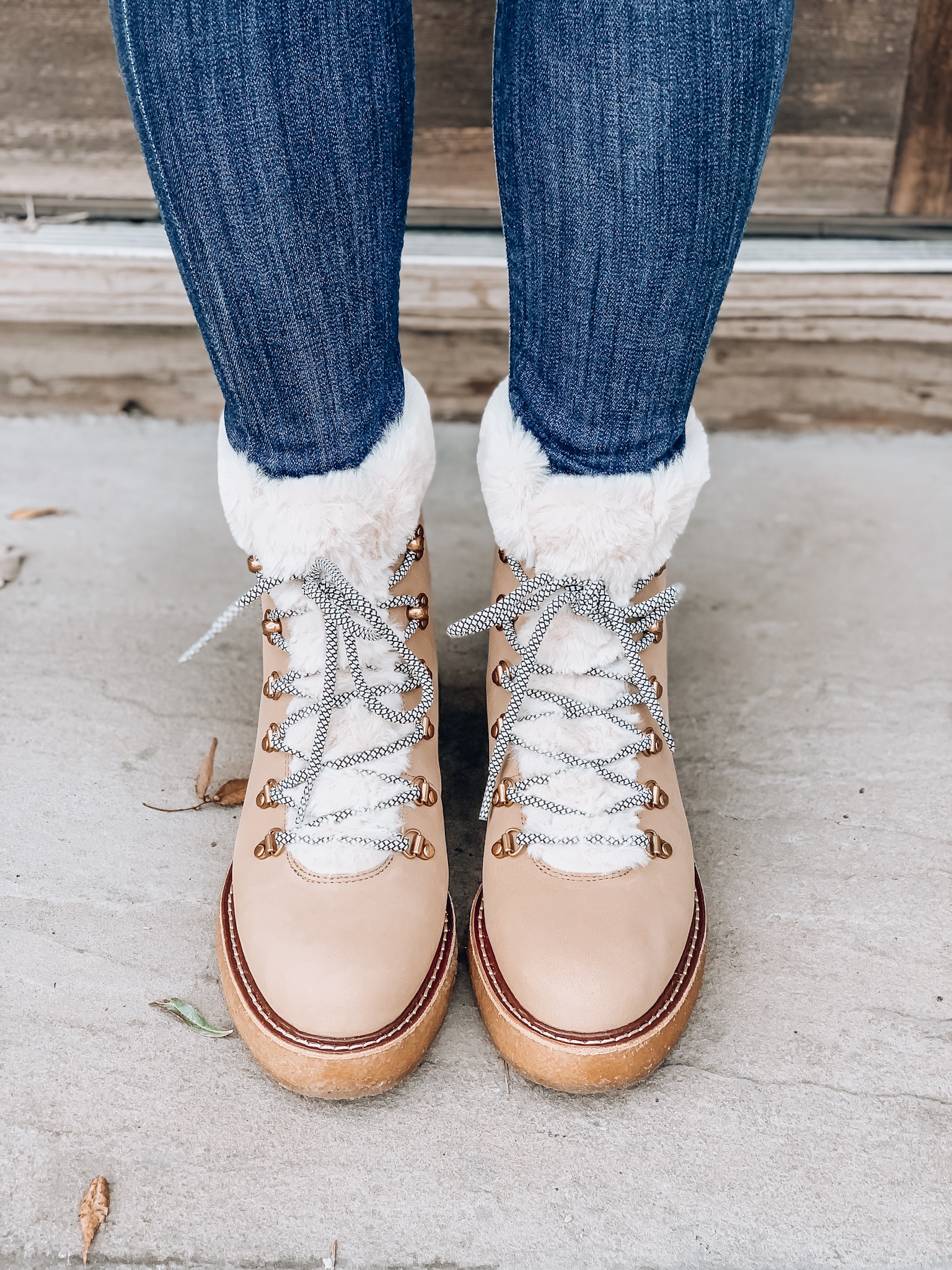 Lace up winter boots