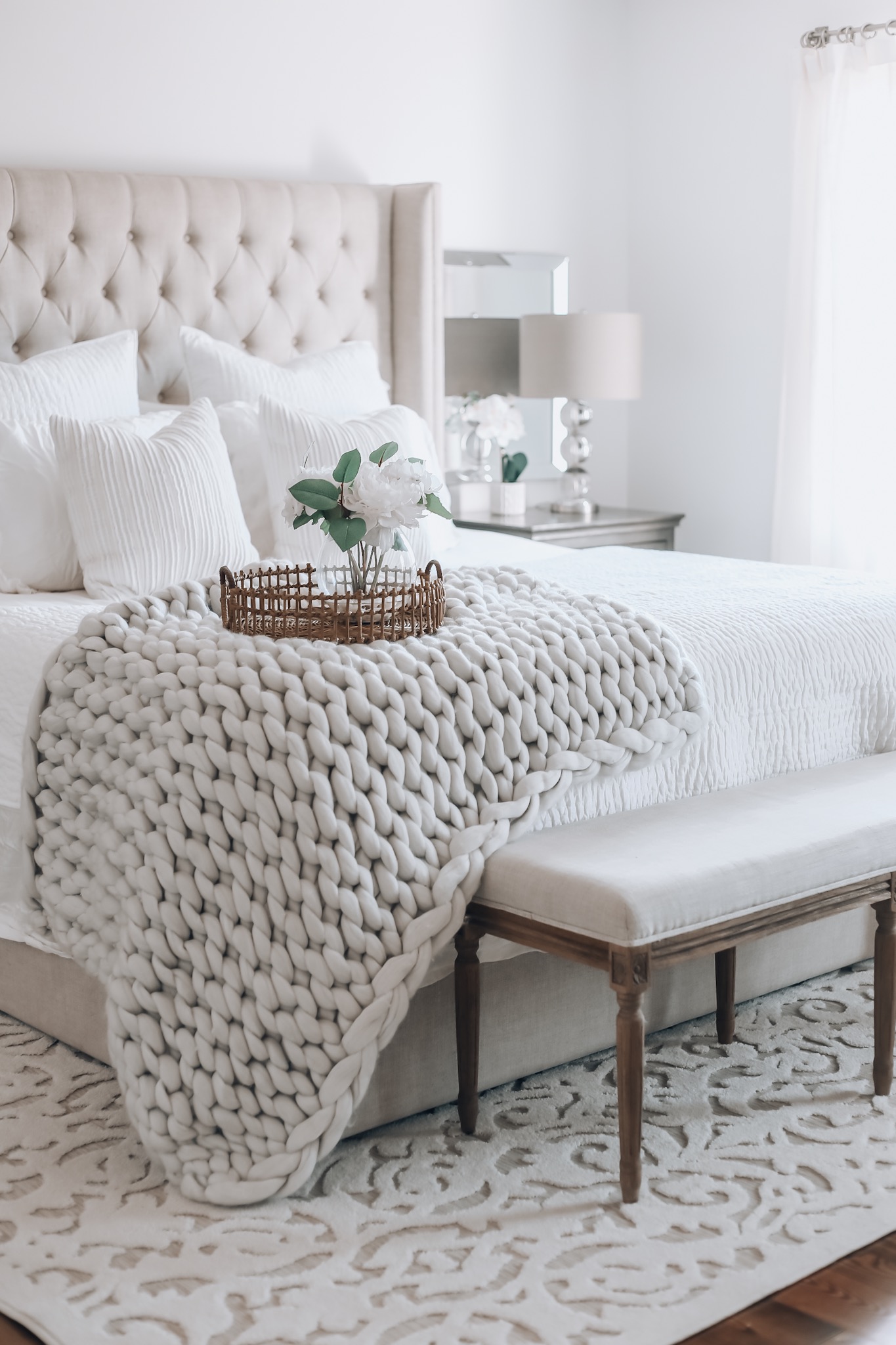 Master on sale bedroom bedding