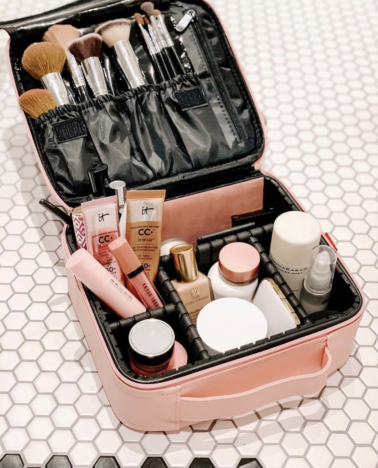 Amazon traveling makeup case