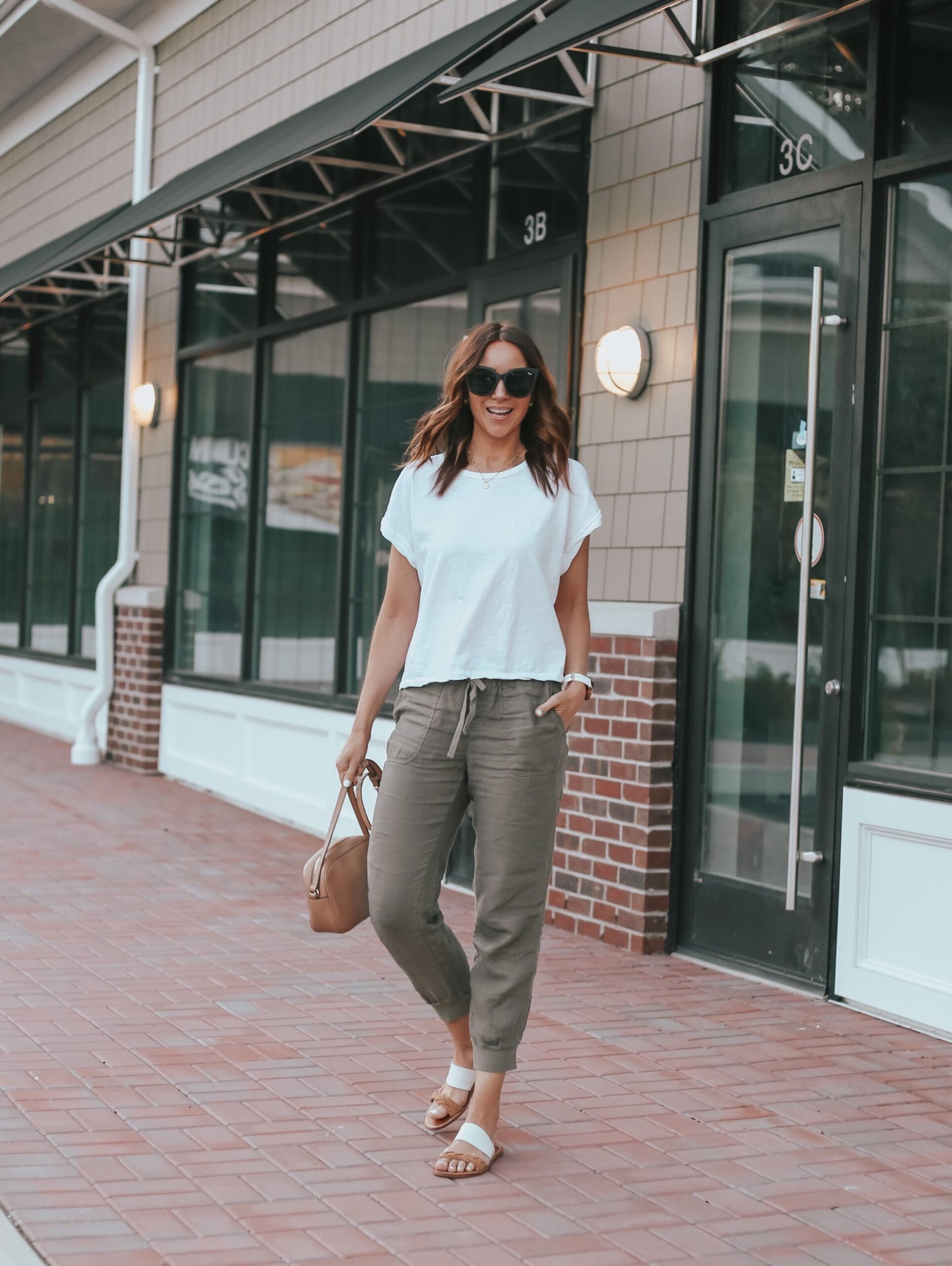 joggers, white tee, casual style