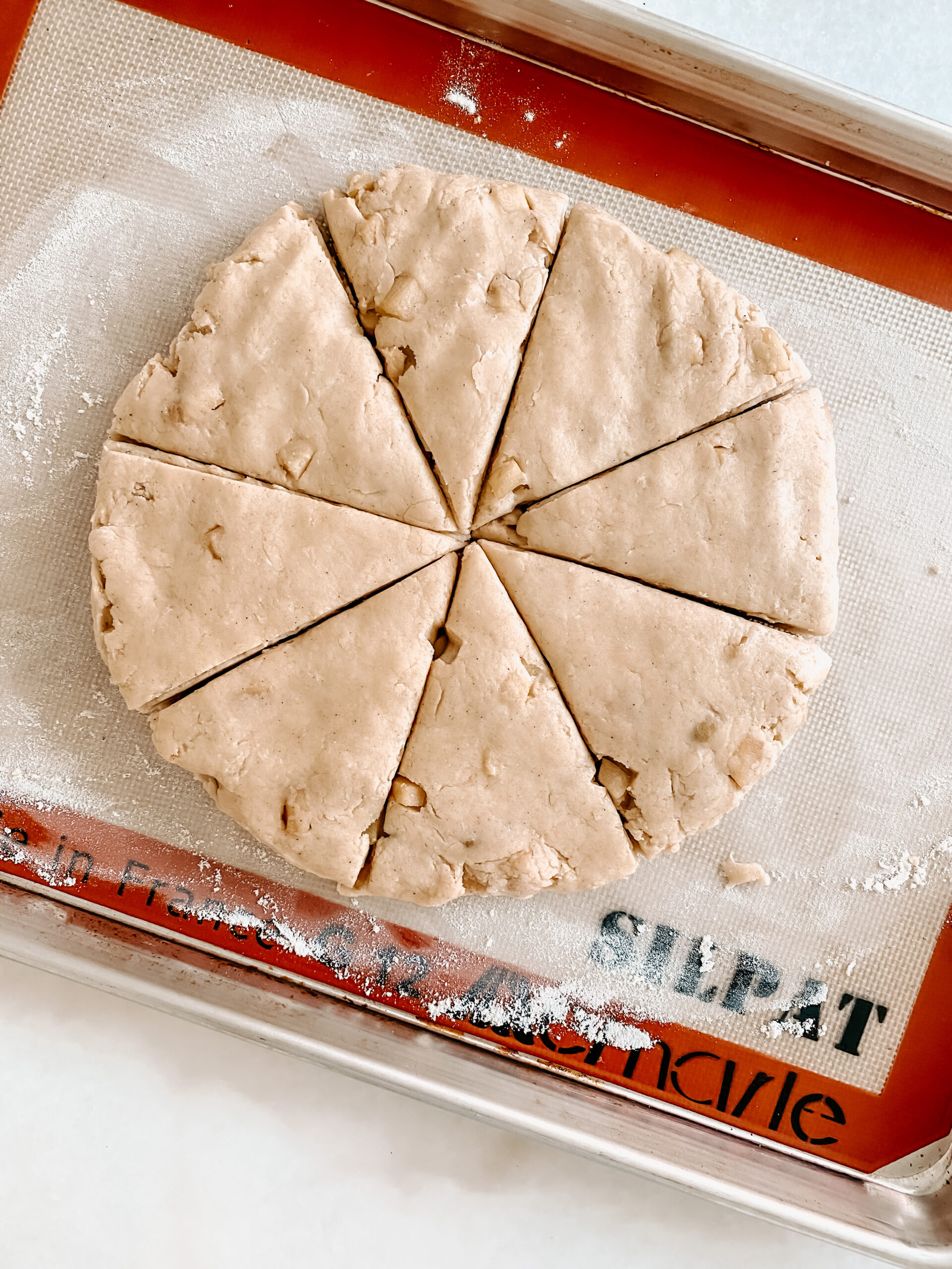 apple cinnamon scones before baking 