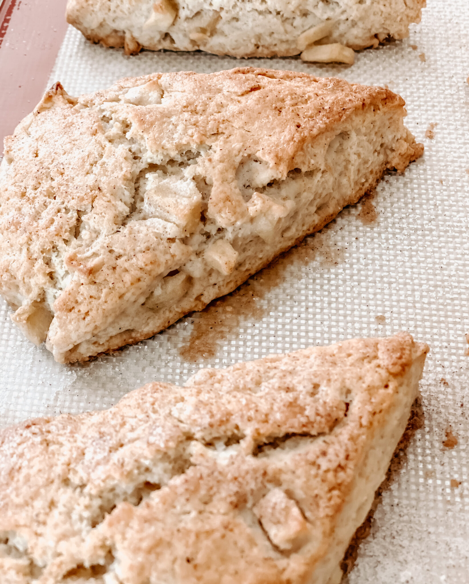 Apple Cinnamon Scones