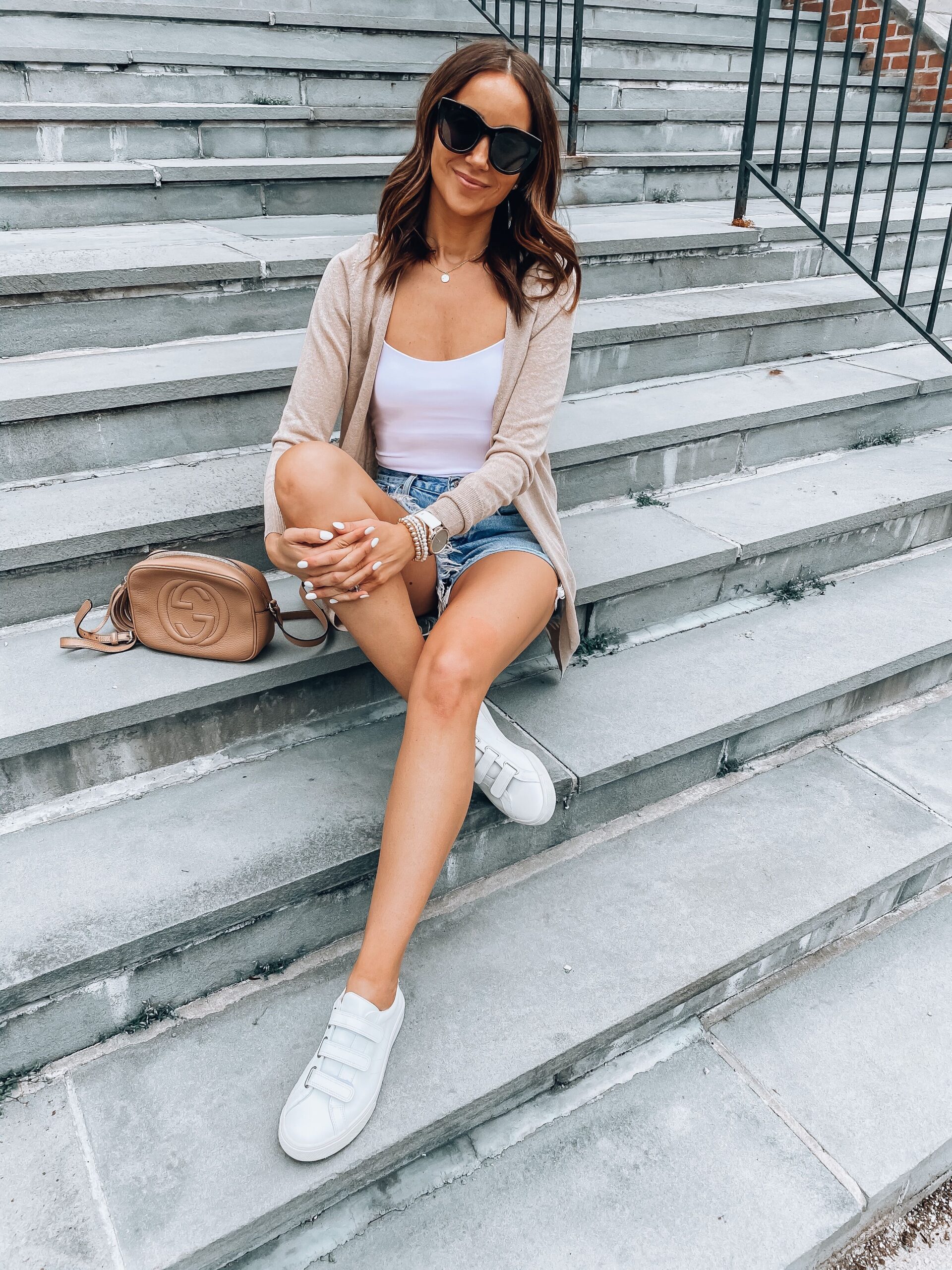 LINEN CARDIGAN & AGOLDE SHORTS