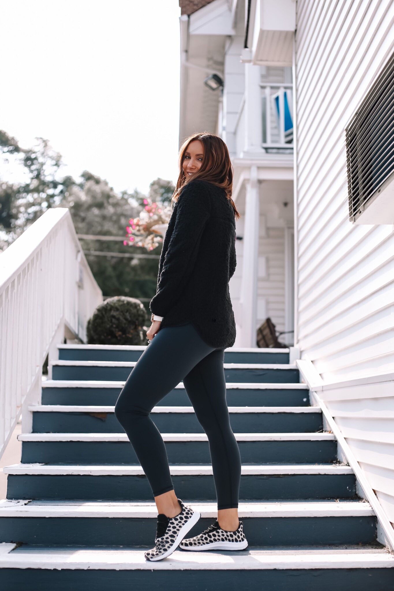 walmart black fleece with leggings and sneakers, fall outfit idea