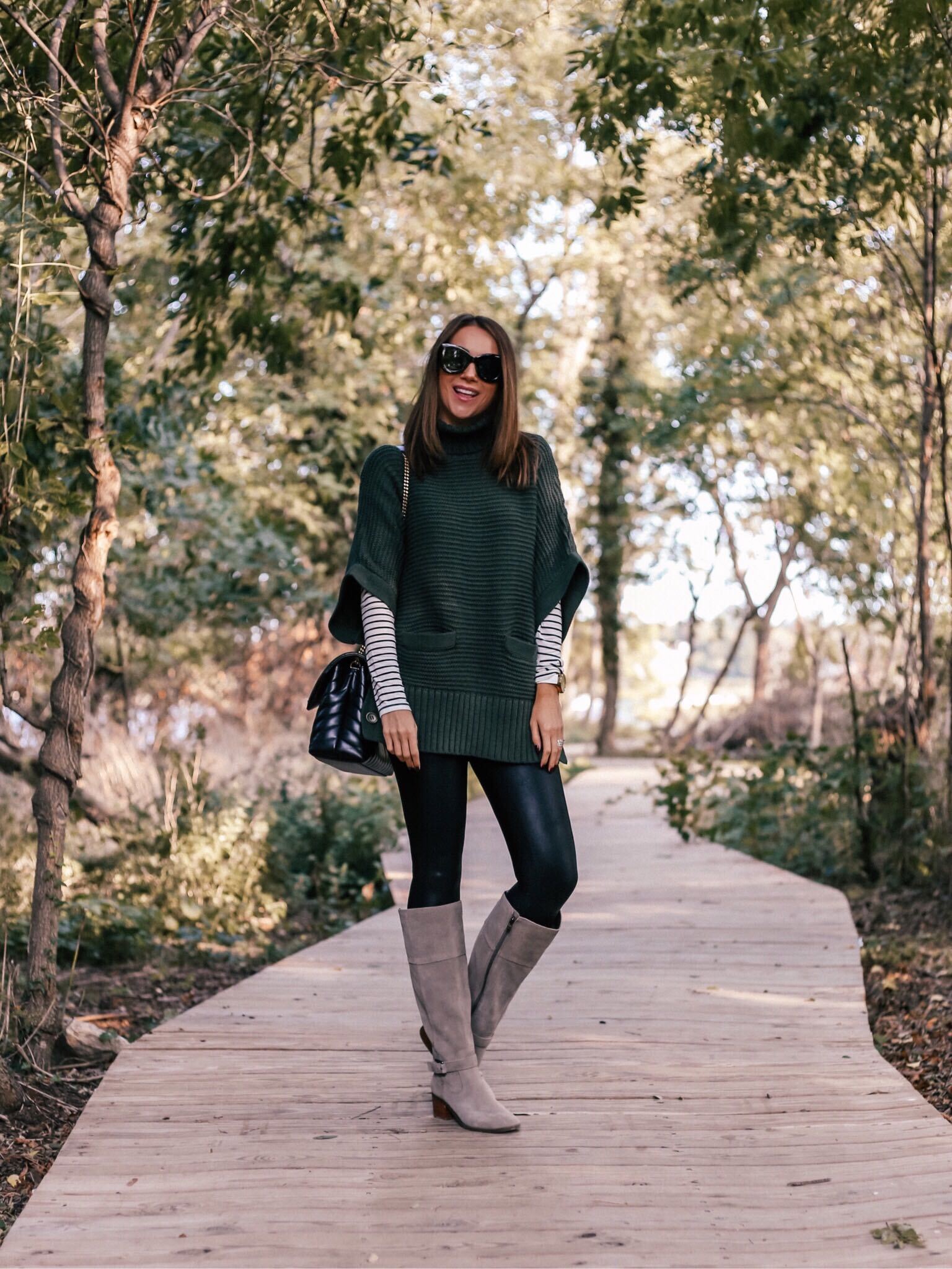 styling sweater poncho, fall outfit idea