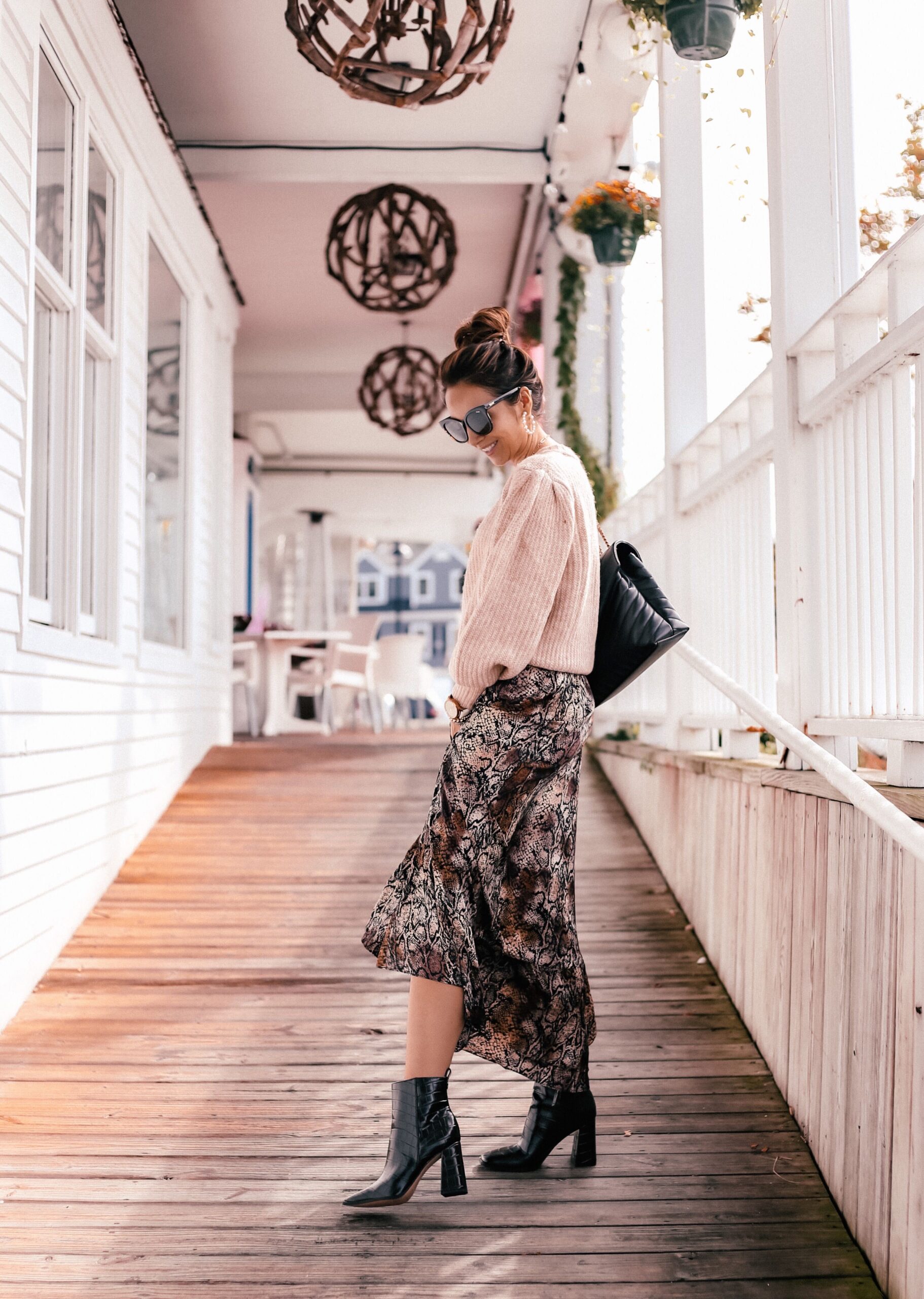 walmart finds, walmart fashion, snakeskin skirt