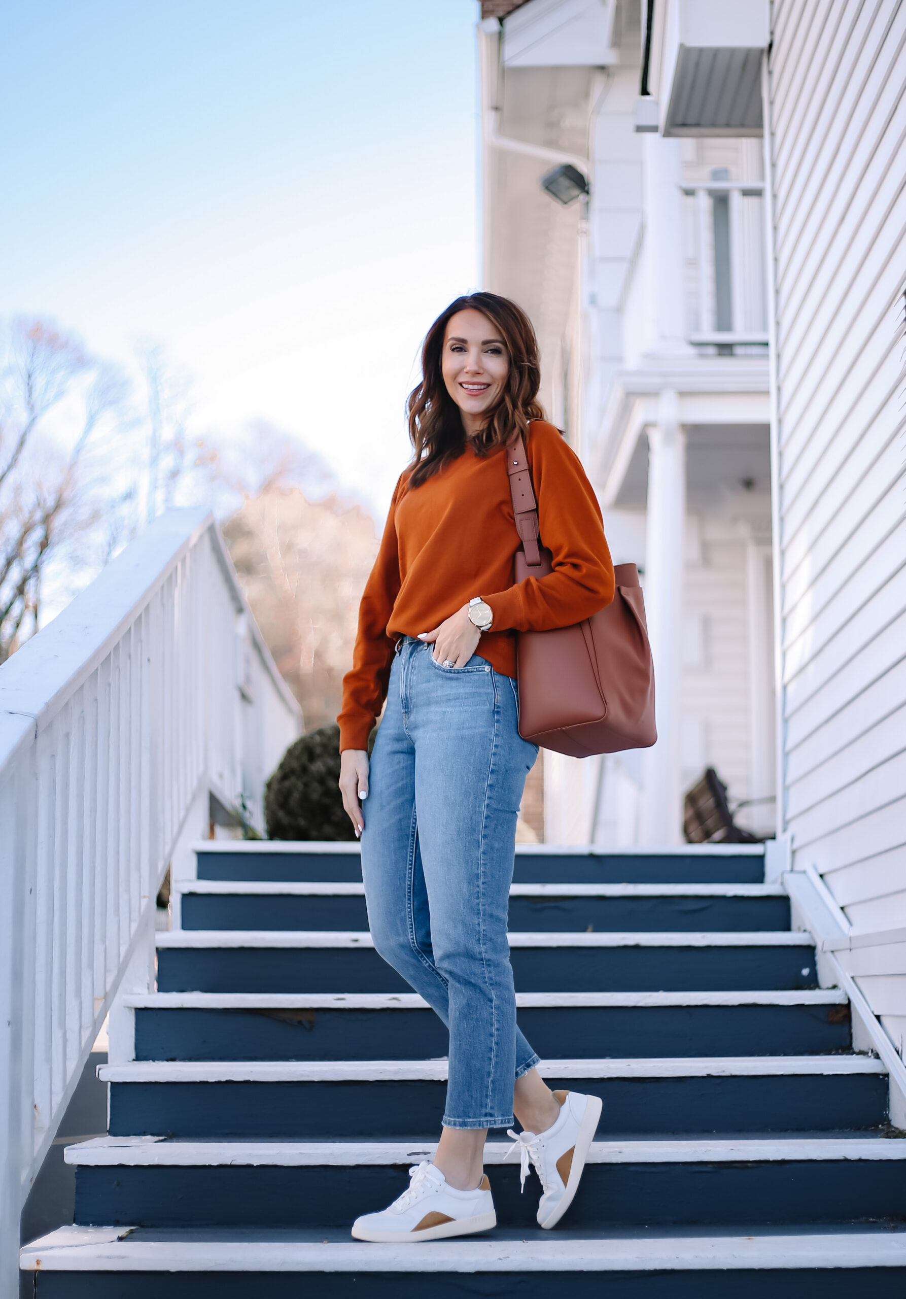 everlane jeans, sweatshirt, weekend style