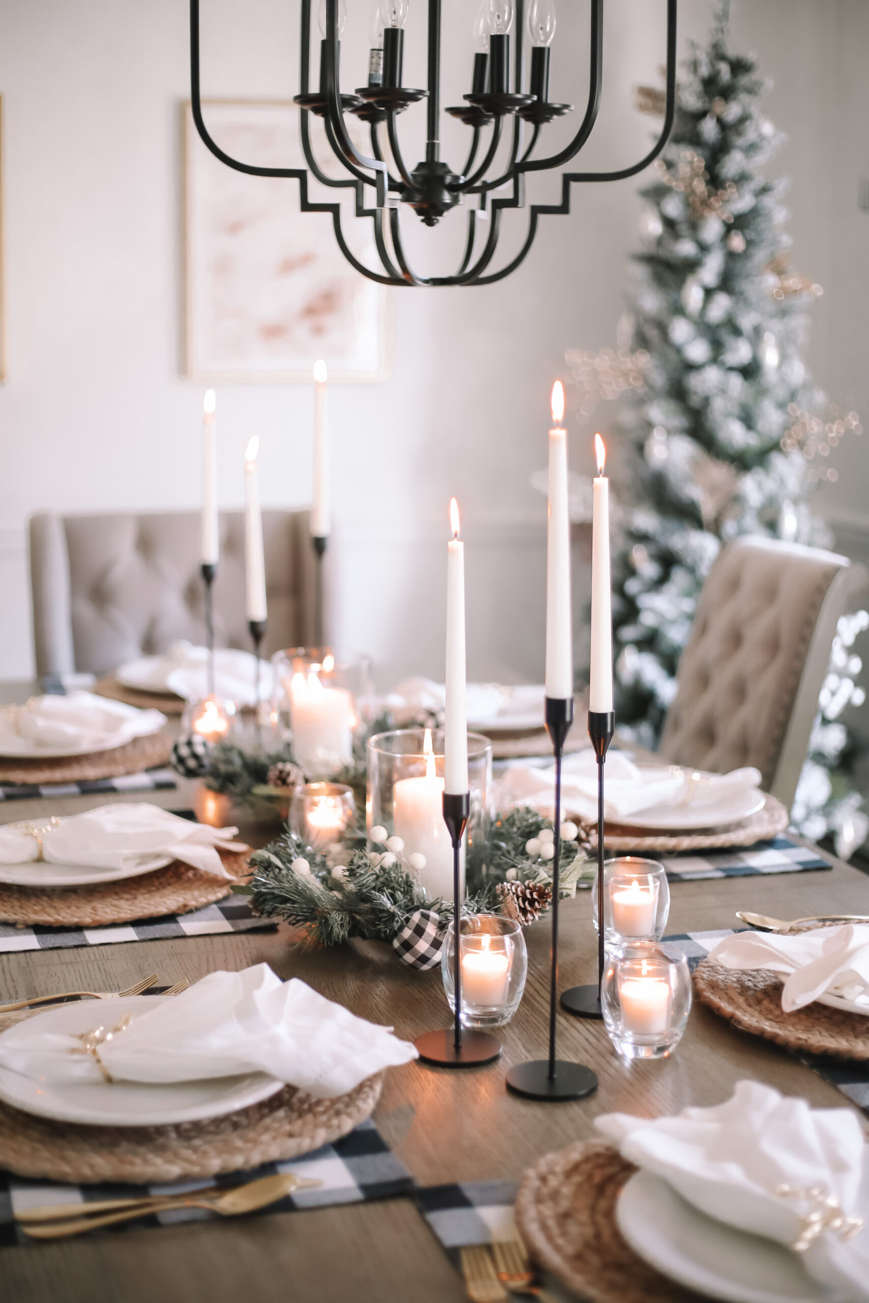 Holidays At Home – Setting A Winter Tablescape