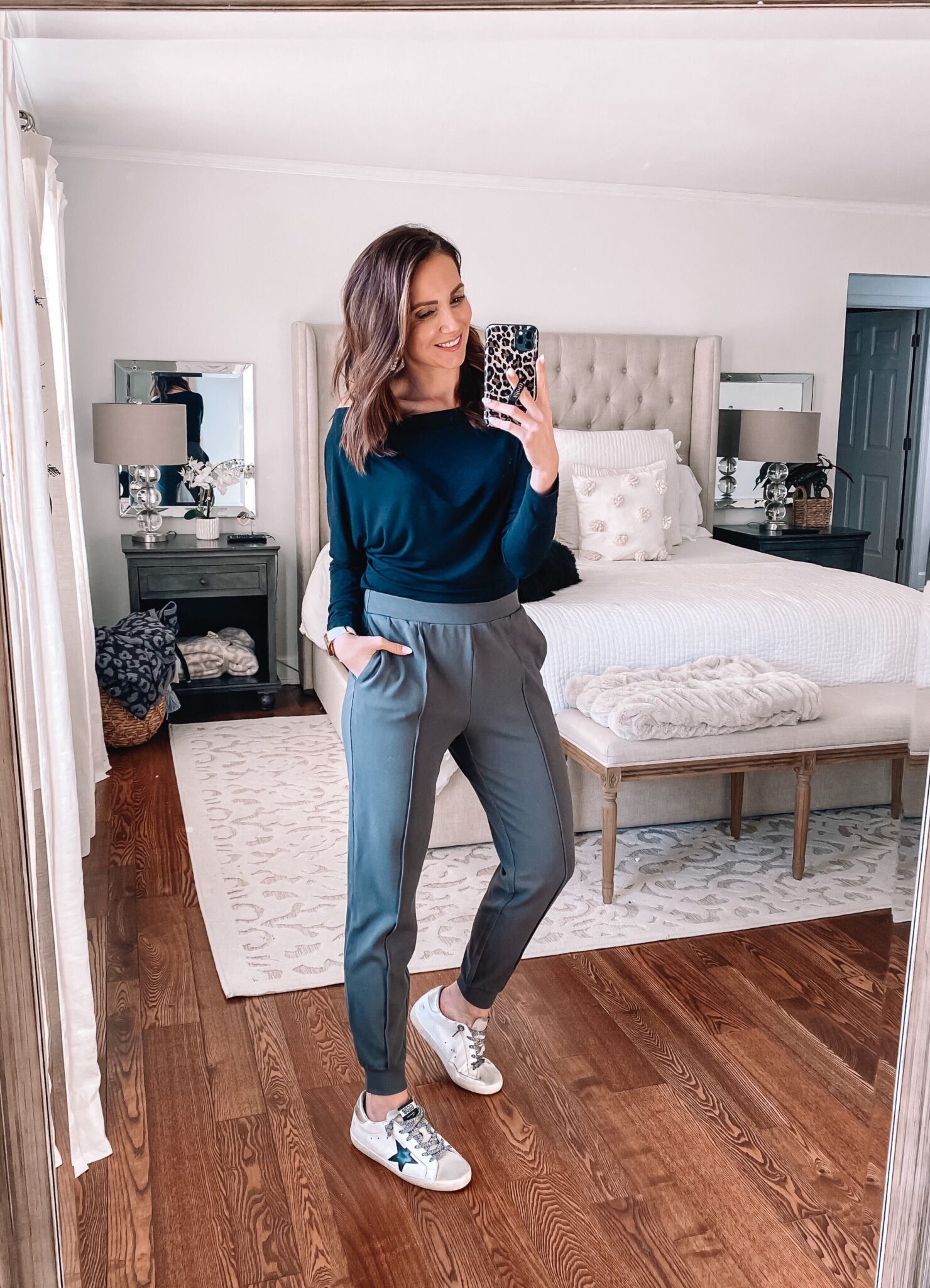 athleisure style, joggers and black tee