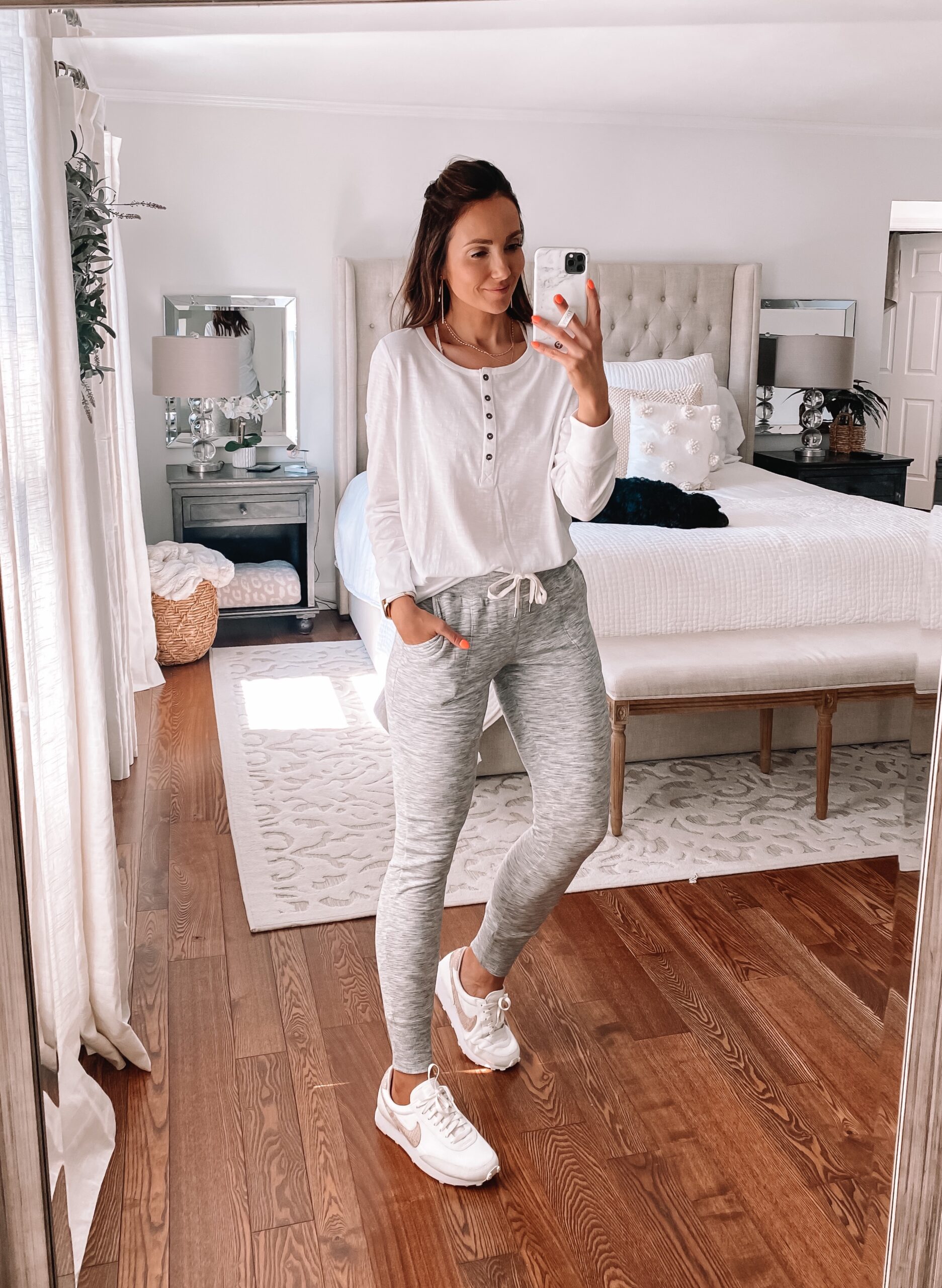 athleisure outfit, grey joggers