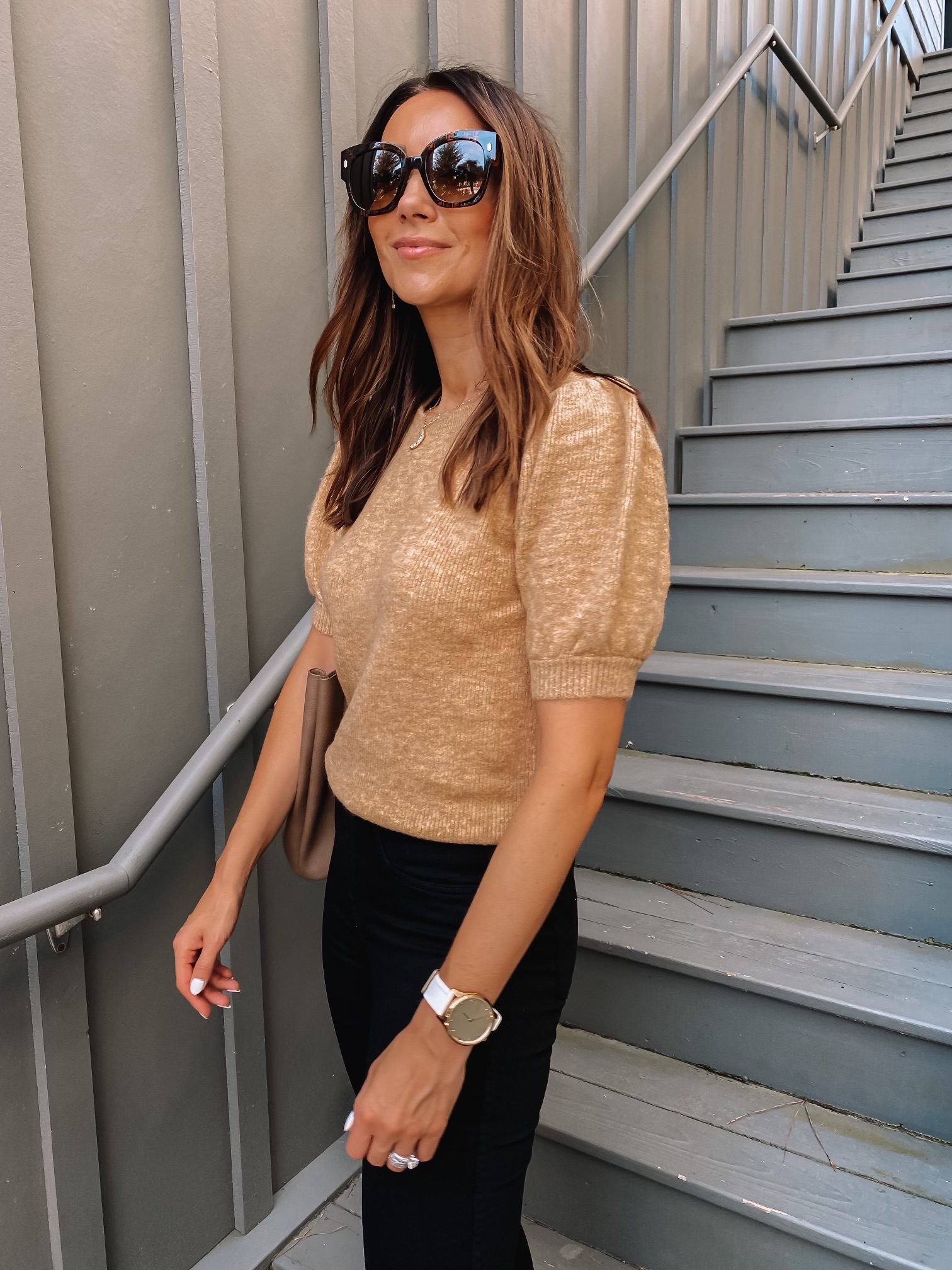 fall style, workwear style, puff sleeve sweater