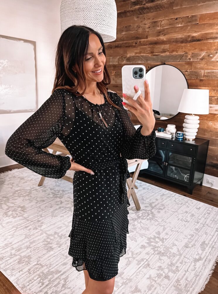 whbm clip dot dress