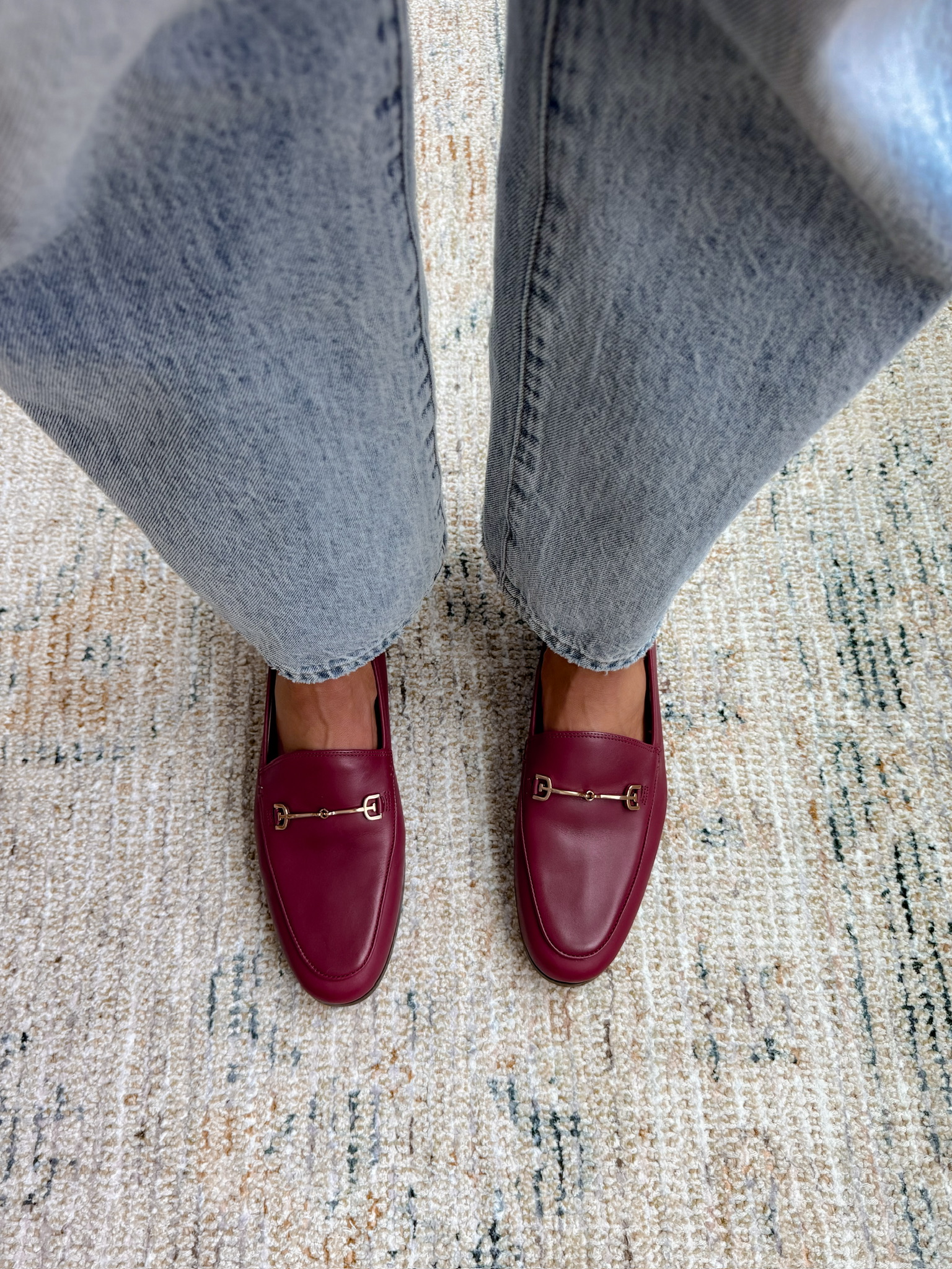 spring workwear outfits, business casual outfits for women, spring office outfits, elevated workwear, wide leg work pants, workwear blouses for women, casual office outfit ideas, feminine workwear style, polished everyday outfits, chic work shoes